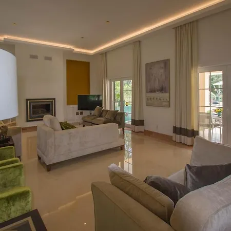 Villa Buganvilia Iii Aroeira (Setubal)